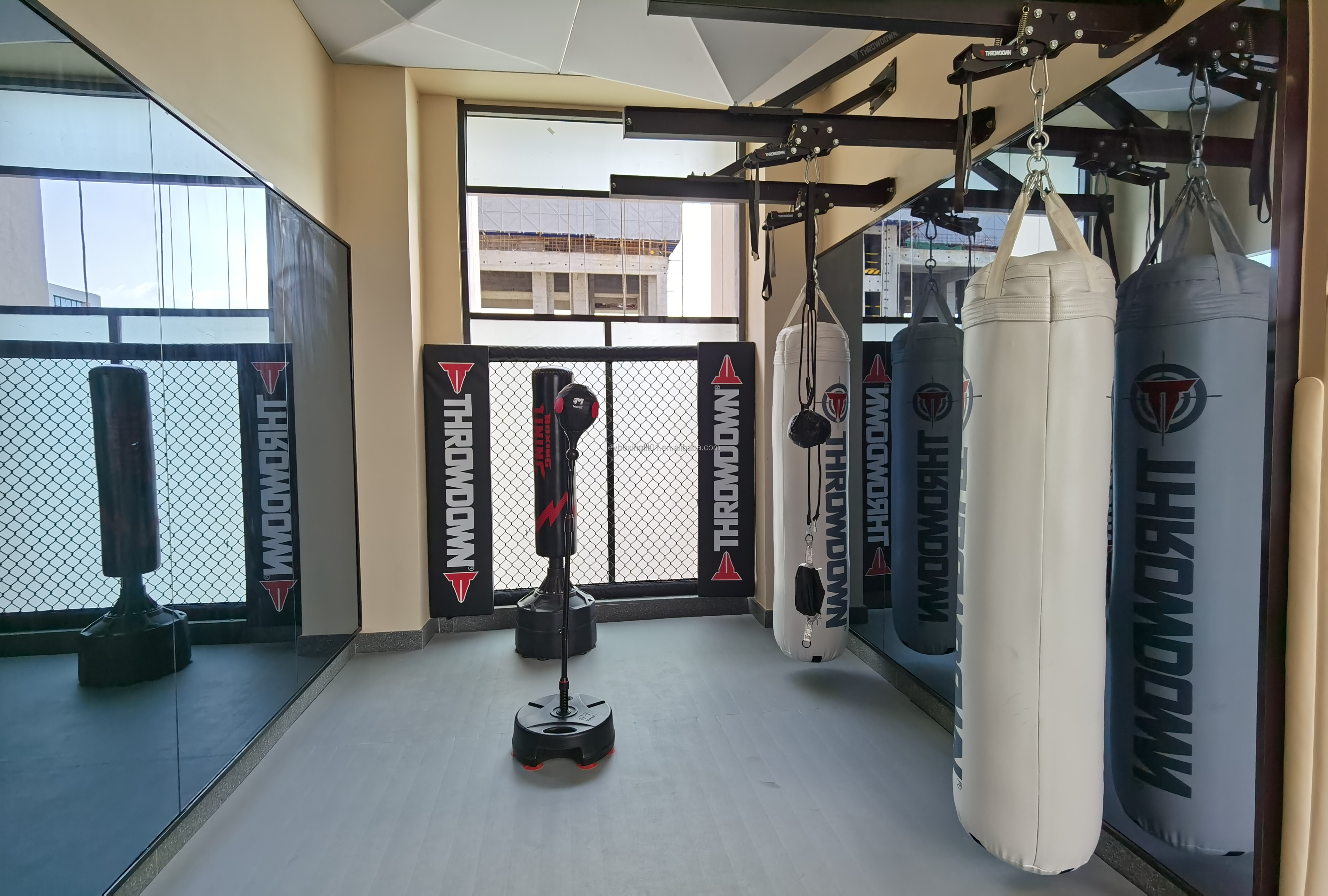 1M 1.5M Wall Mount Heavy Bag Rack Heavy Weight Punch Bag Bracket