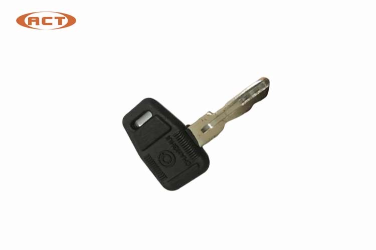 Liugong Shantui Loader Ignition Switch Key For Machinery Iron , Titanium Material