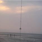 Tubular Hot Dip Galvanized 40m Guyed Wire Tower Customizable Steel Structure