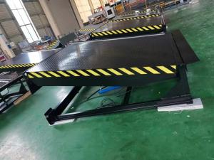 Wholesale Stationary Hydraulic Loading Dock Leveler 8000KG Backing Wrenching Pulling from china suppliers