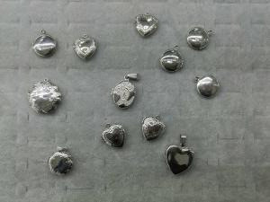 Wholesale Unique Fashion 316L Stainless Steel Vintage Looking Casting Filigree and Enameling Floating Lockets,OEM Welcomed from china suppliers