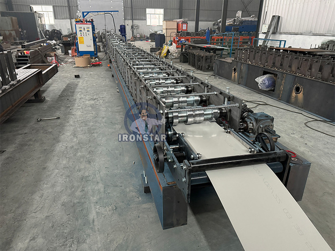 PU sandwich shutter door roll forming machine for Turkey Galvanized steel or PPGI or Aluminium