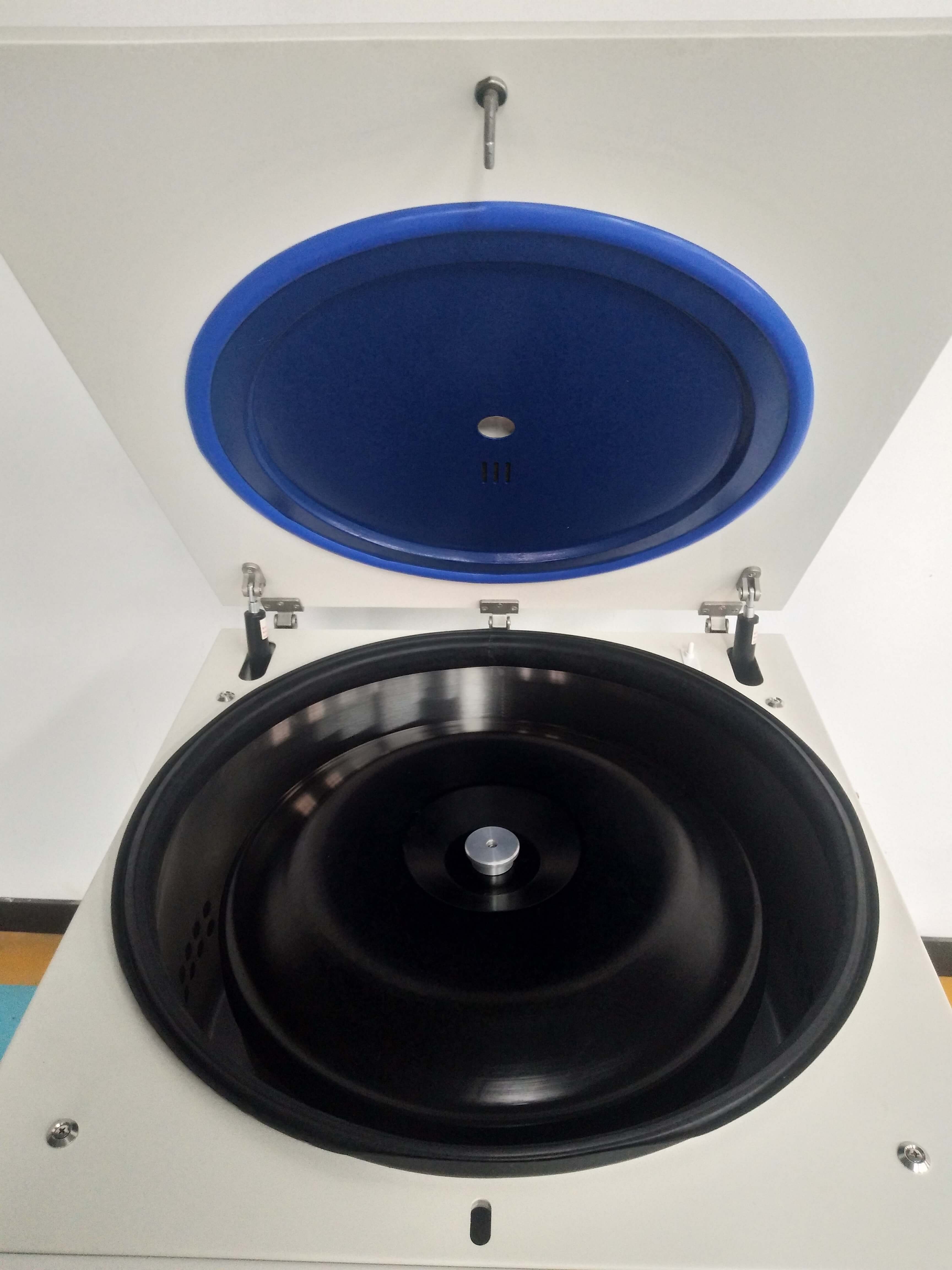 Floor Standing Blood Tube Centrifuge With Automatic Decapping Function Safe Lid Lock