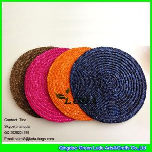 Wholesale LUDA colored wheat straw placemat fashion round disko placemats from china suppliers