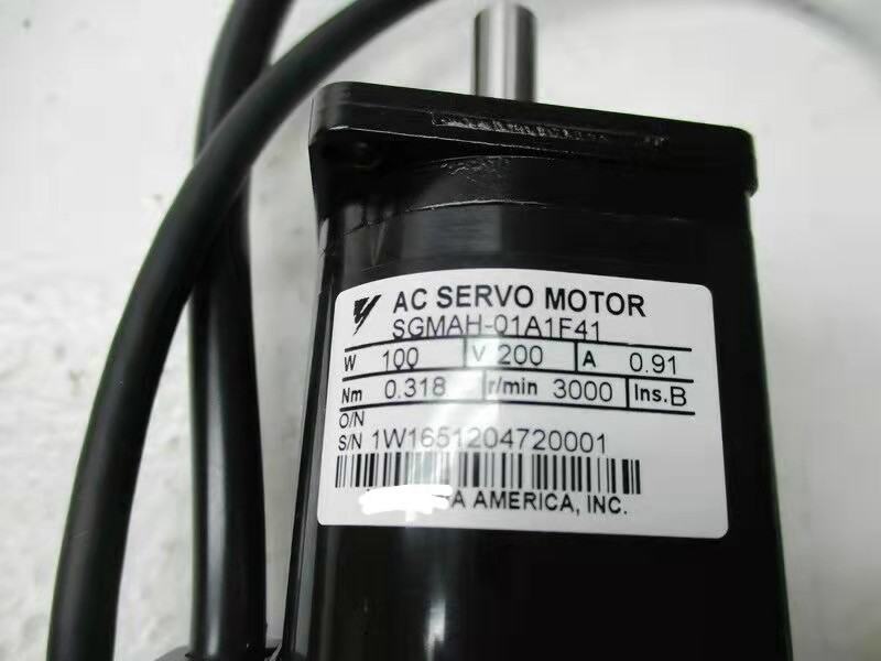 Yaskawa SGDM-02ADA SERVO PACK DRIVE SINGLE PHASE INPUT 200-230 VAC 50/60 HZ