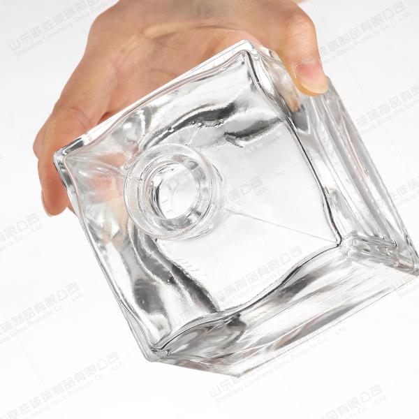 Base Material Glass Bottle for Homemade Alcohol and Beverages in Dice Square