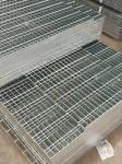 About the zigzag steel grating used in the machining shopNon-slip light weight