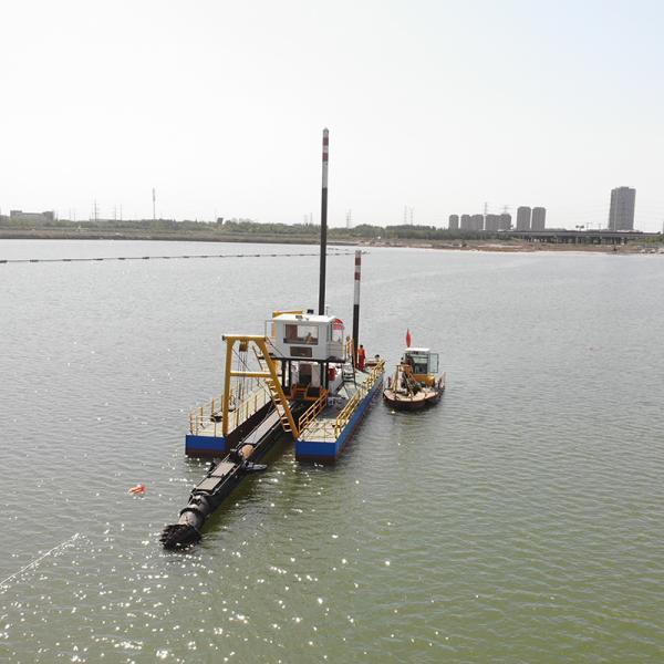 Discharge Distance 2000m 45° Power 1233kw Sand Dredger with Siemens PLC System
