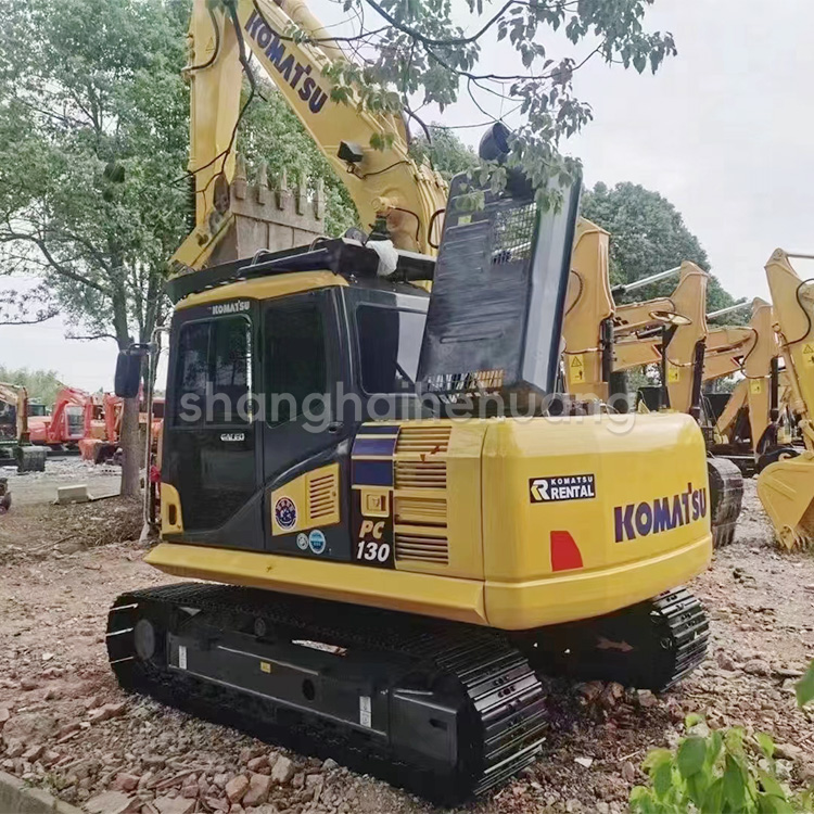 Used Komatsu PC130 Excavator 0.53m3 Bucket Capacity 0-2000 Working Hours Good Condition