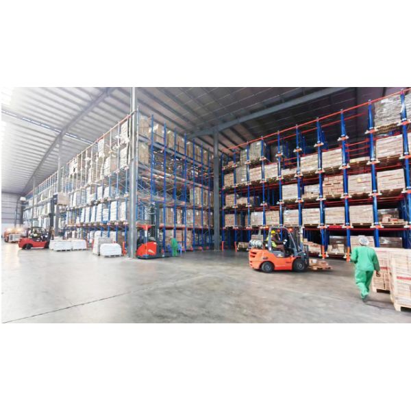 Radio Shuttle Pallet Rack Upright Protectors Rack End Guard Polymer Safety Barrier Traffic Guardrails