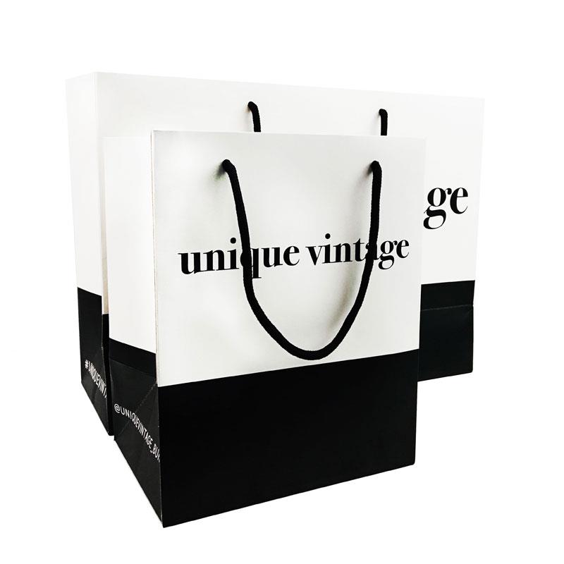 OEM Customized Designs Luxury Matte Gift Shopping Paper Bag With Logo For Clothing Shoes