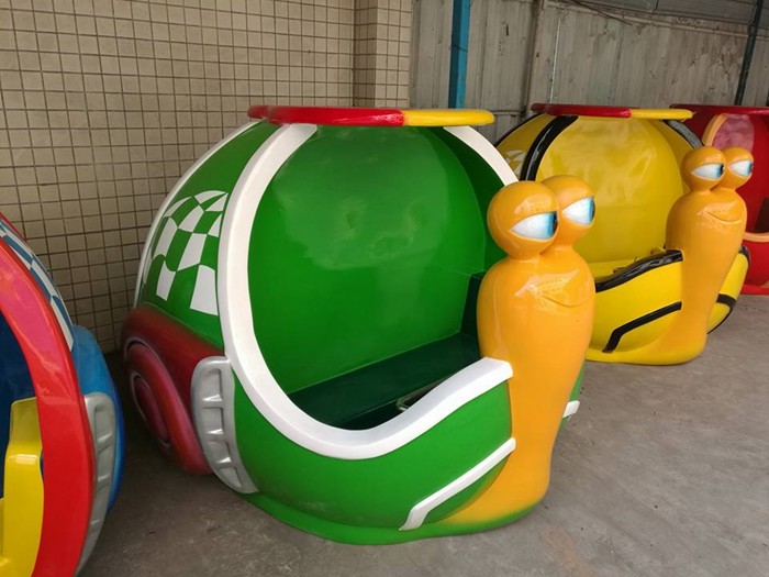 Mini Snail Shape UFO Roller Coaster Customized Height With Chain Lift Structure