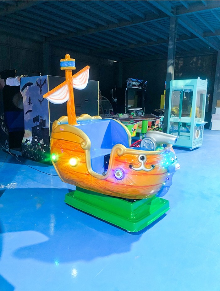 Amusement Park Pirate Ship Swing Ride Adventure Kiddie Ride With Gun