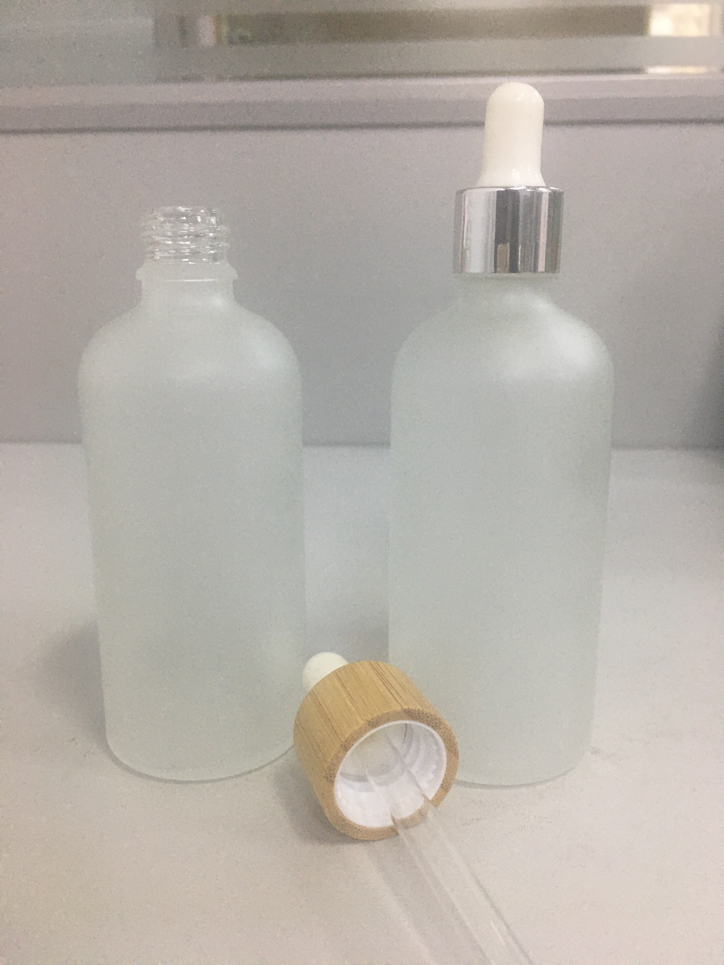 100ml 120ml Frosted Glass Dropper Bottle Screw Cap MSDS For Essential Oil