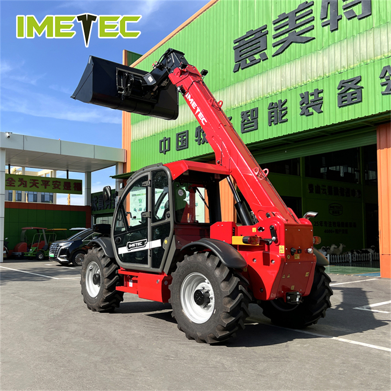 7400KG Rotating Telescopic Handler Forklift For Farm Quick Attachment Replacement