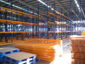China 2000KG forklift picking steel pallet racking , heavy duty pallet racking system on sale