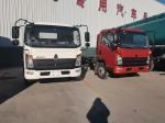 HOWO Small Goods Transporting Light Duty Trucks Two Sits Single Berth With A / C