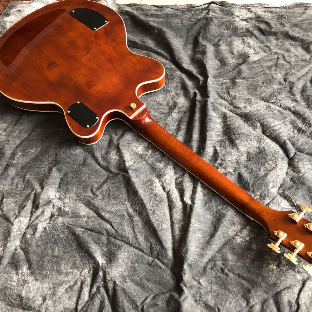 Semi Hollow Body Jazz Electric Guitar with Gold Color Hardware Rosewood Fingerboard