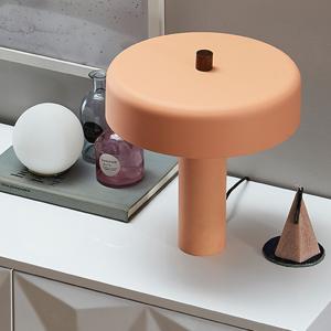 Wholesale Designer Led Colorful Iron Table Lamps For Living Room Bedroom study table lamp(WH-MTB-140) from china suppliers