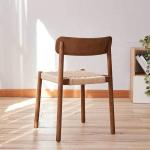 Create a Relaxing Dining Atmosphere with Nordic Light Luxury Solid Wood Dining