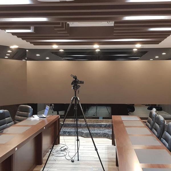Magnetic P2.5 1000cd/m2 Wall Mounted LED Display 800W/m2