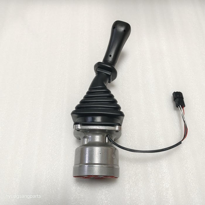 Hyunsnag Excavator Parts RCV LEVER-LH 31N6-20061 For R210LC7 R250LC7