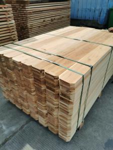 China Residential 140/152mm Width Cedar Wood Fence KD Treatment Not Coated on sale