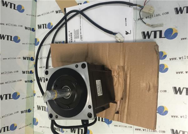 Industrial Yaskawa AC servo motor 3000RPM SGMPH-08A1A-YR11 4.1A