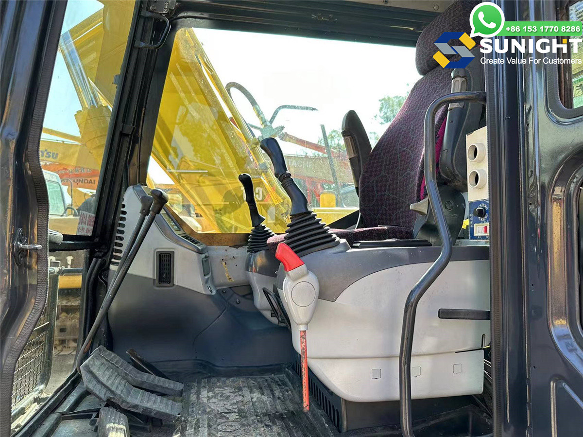 Komatsu PC110-8MO Large Excavator Diesel Excavator Rough Terrain Used Excavator
