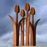 Gnee Garden Tulip Flower Shape Custom Metal Yard Sculptures For Backyard