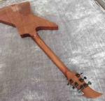 Rosewood Fingerboard Sun Inlays Fingerboard Electric Guitar in Brown with Black
