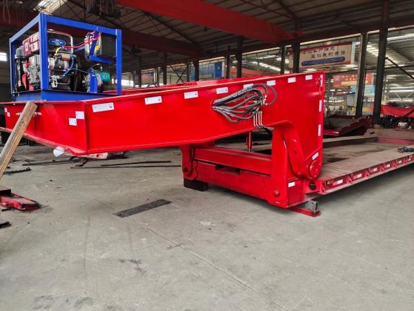 28 Tire Gooseneck Hydraulic Low Bed Transport Truck Semi Trailer with Jost