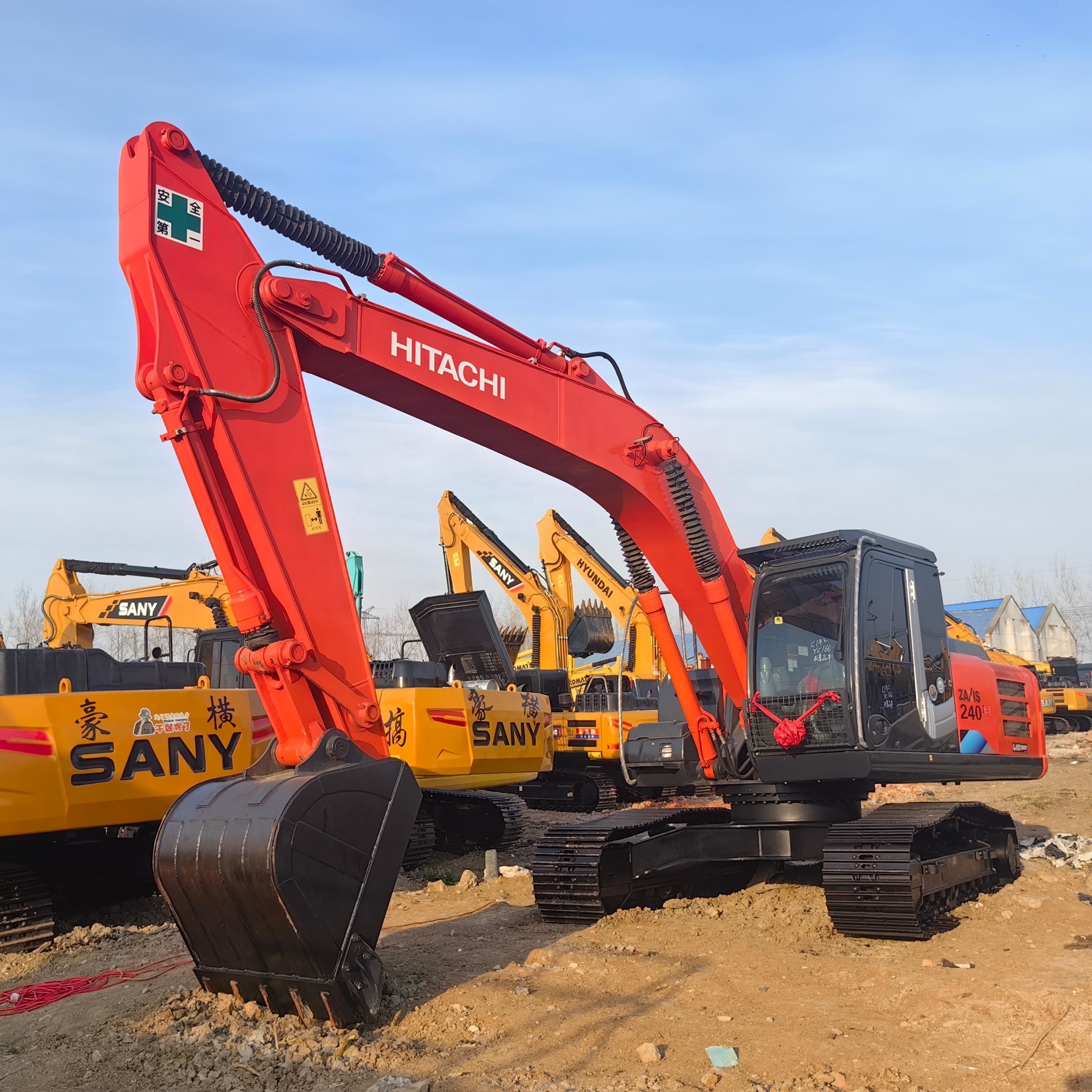 Hitachi ZX240 Used Crawler Excavator 24 Ton Secondhand Mining Machine