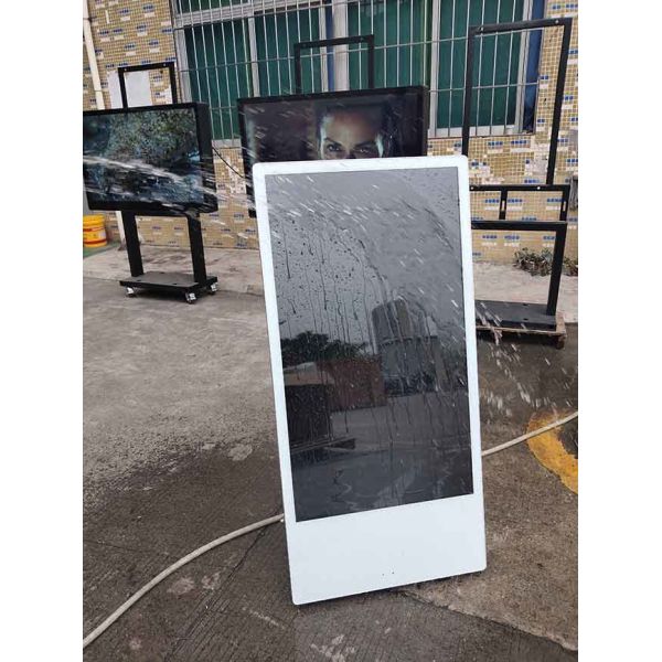 43-inch angled vertical outdoor trolley advertising machine manufacturer wholesale