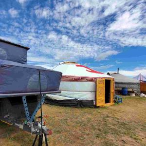 Wholesale Hybrid RV Pop Up Camper Travel NJSTAR Camping Caravan Off Grid Trailer from china suppliers