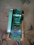 200-3000 KGS/Hour Powder Crusher Machine 1.5KW Jaw Uniform Output