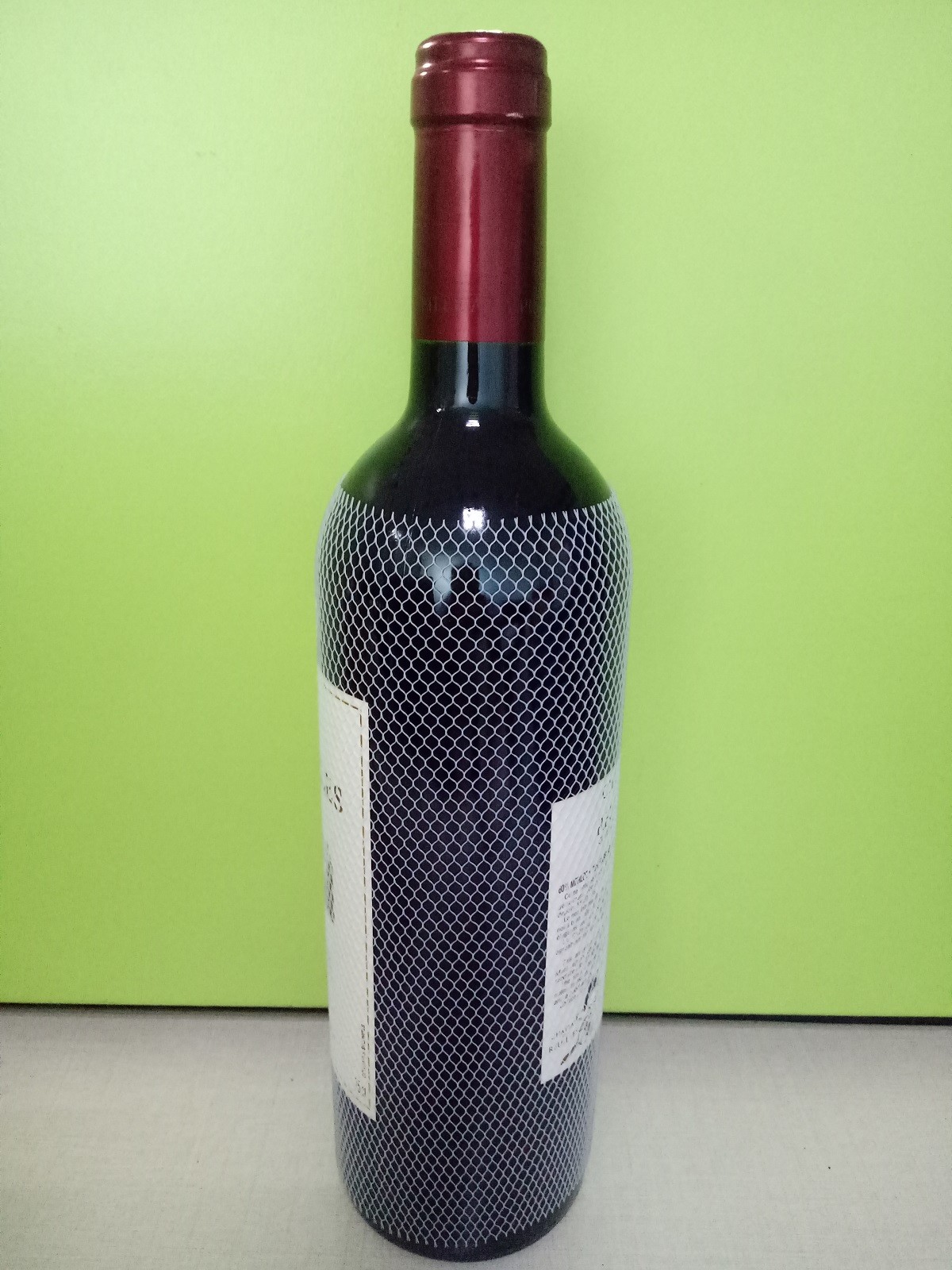 White PE Protective Mesh Liquor Bottle Sleeves 80 Mesh Reusable Soft Polyethylene