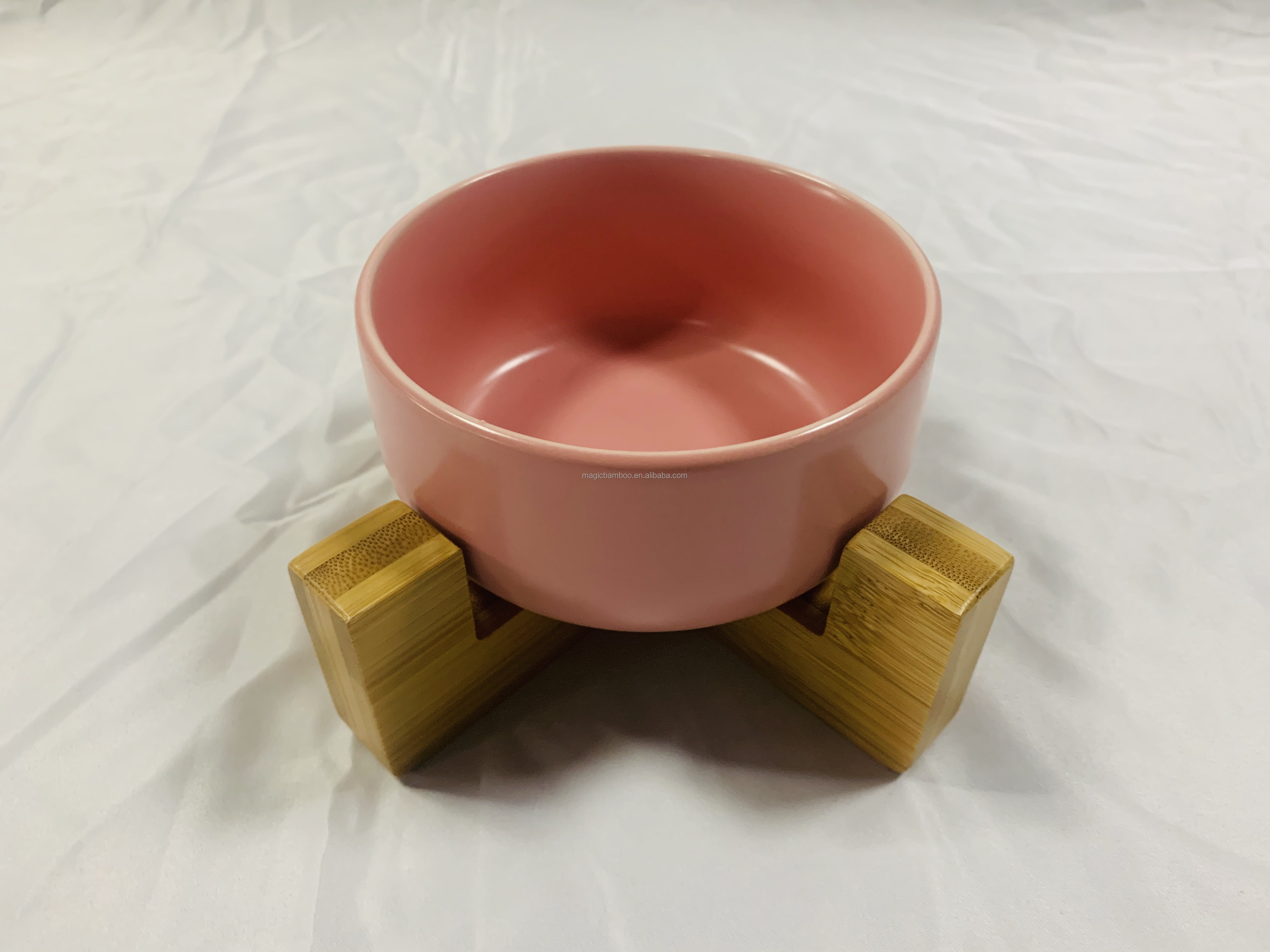 Single Multicolor Dog Bowl Holder Made of Natural Bamboo Add Bowl 7.5cm Height for Outdoor