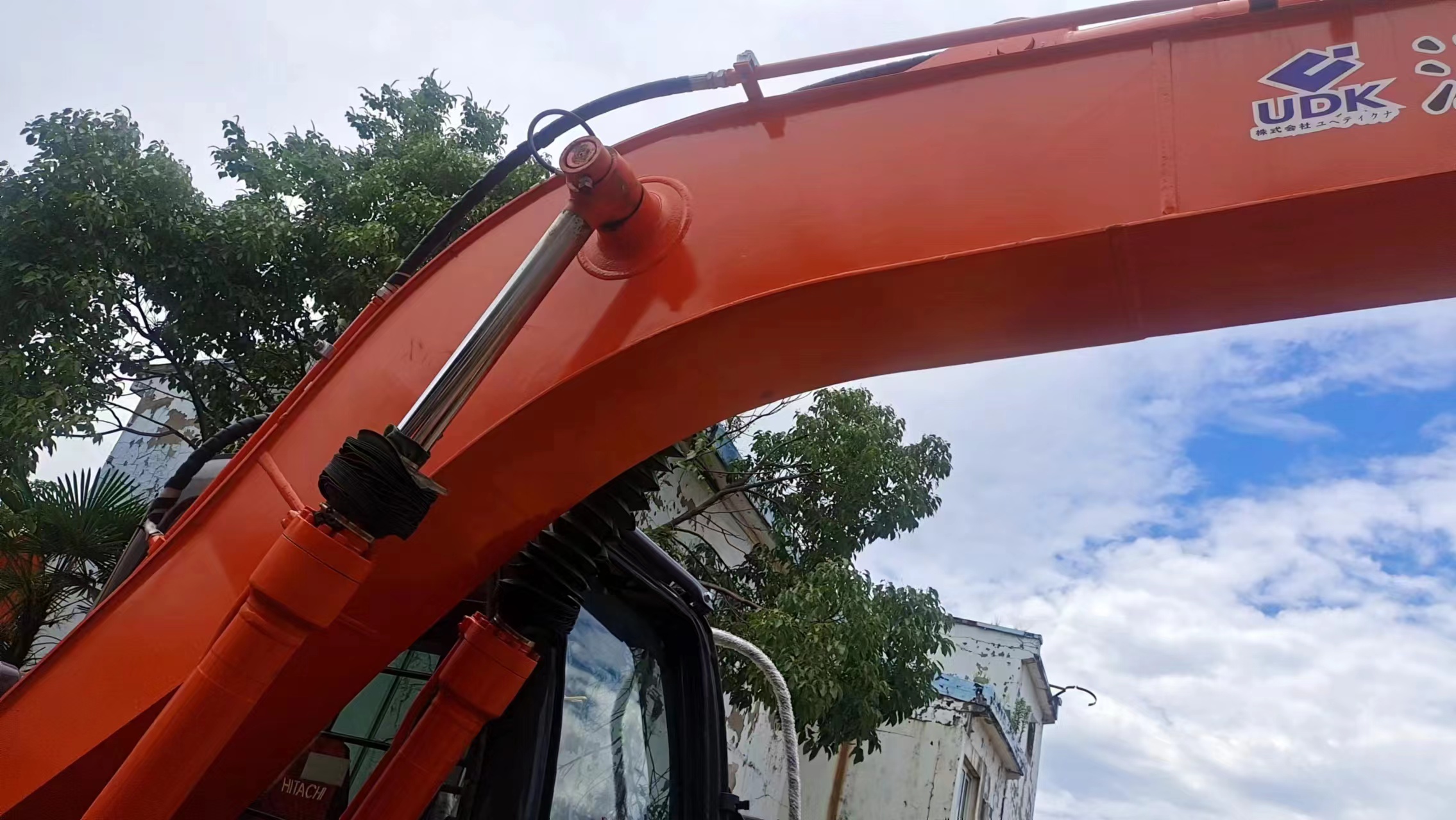 NEW arrivals hot sale product used Hitachi zx 130/second hand Hitachi zx 130 on sale