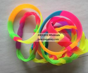 China New style rainbow Twist Silicone Rubber Bracelets,Silicone Braided bracelet,Silicone CHAIN Wristbands on sale