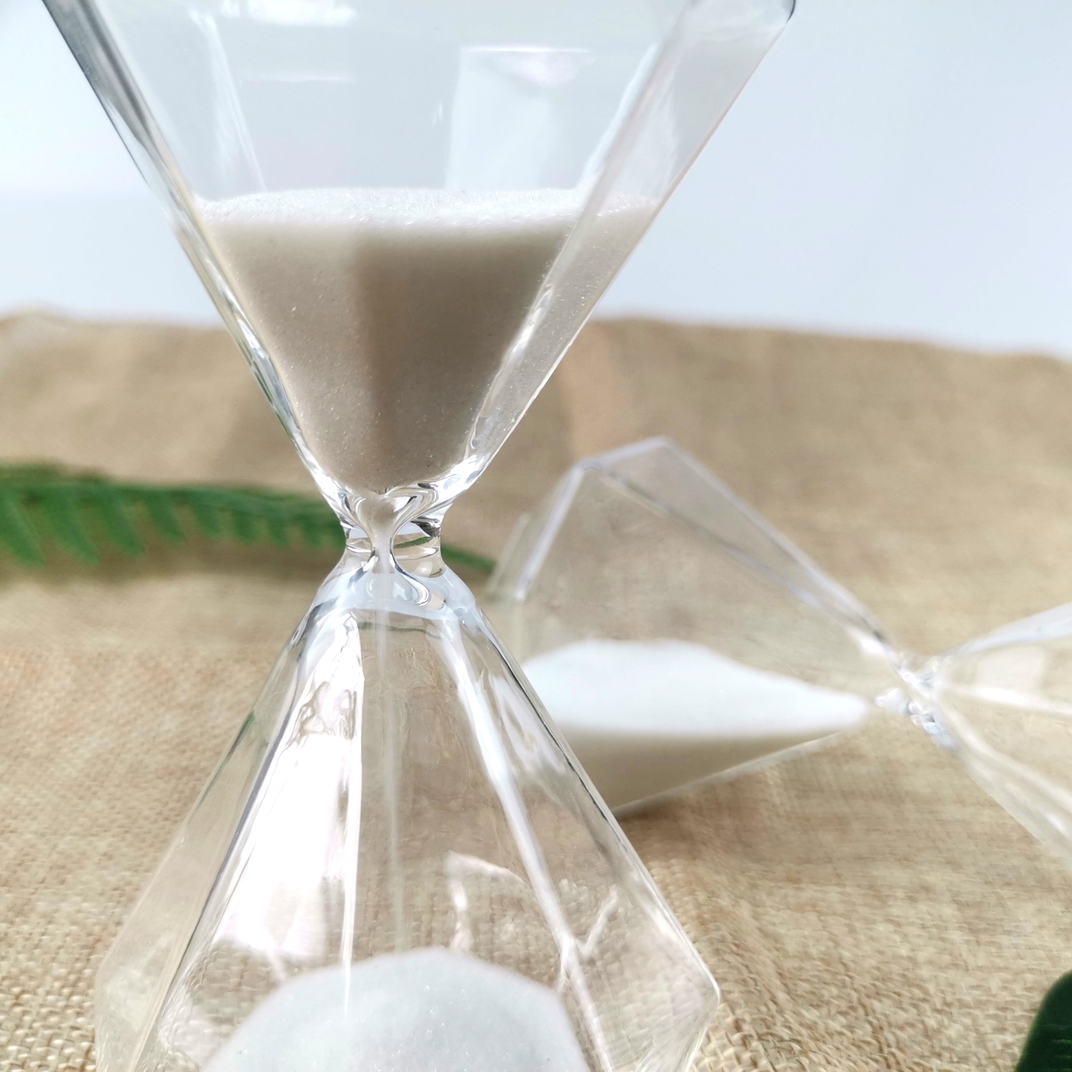 Diamond Sand Timer Hourglass 1-30min Logo Customized Timekeeping Device
