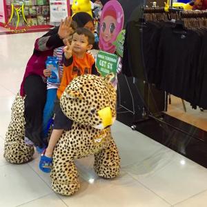 Wholesale Hansel high quality CE kids playground equipment plush electric kiddie ride coin operated from china suppliers