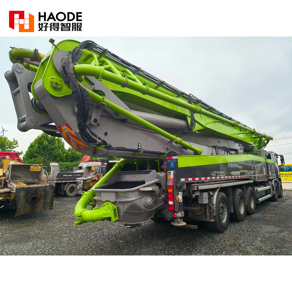 High performance cement pumping machinery 5 Axles 67M ZOOMLION 67X-6RZ concrete pump truck