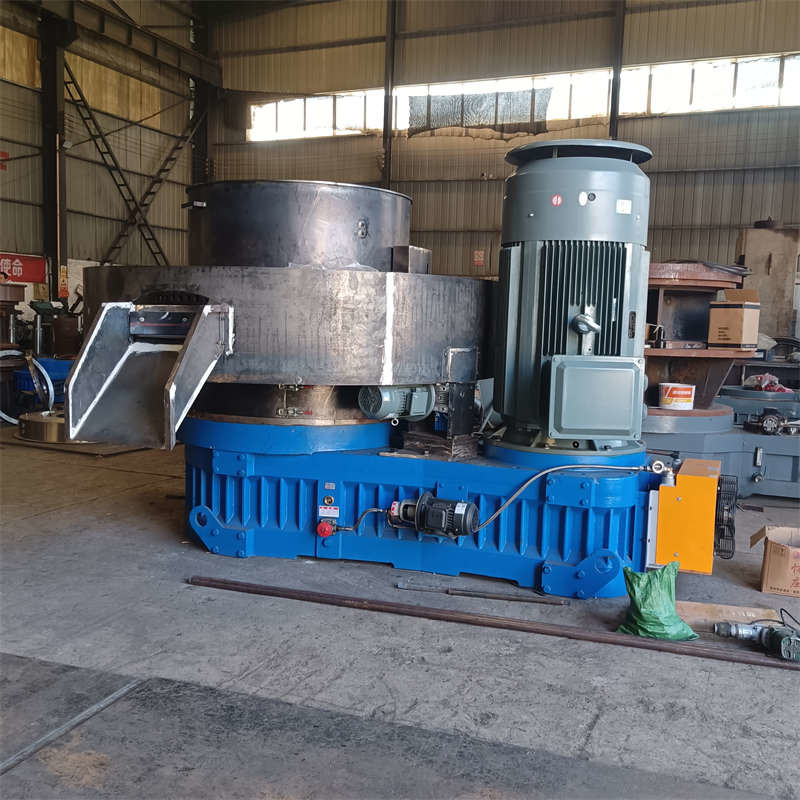 Sustainable Biomass Briquetting Machine Producing 200-500kg/h Cylindrical Briquettes From Wood