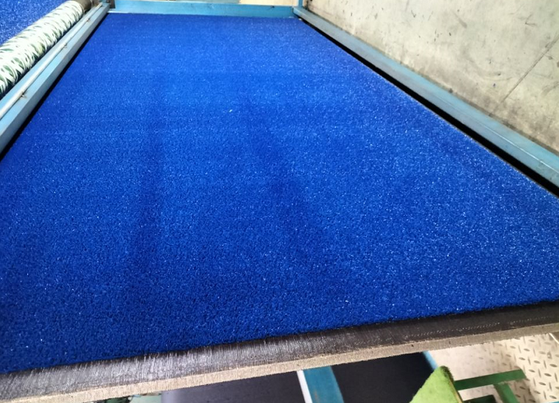 Padel Court Artificial Grass Easy Install Easy Maintenance Artificial Turf High Quality Cricket Pirch