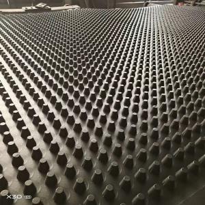 Wholesale Moulding HDPE 16mm-40mm Height Plastic Dimple Drainage Board with Nonwoven Geotextiles from china suppliers