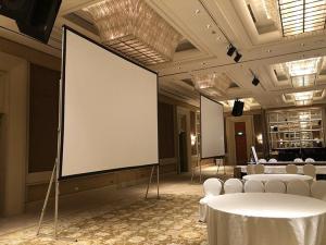 Wholesale Aluminum Alloy Fast Fold Projector Screen Easily Portable for Business / Home from china suppliers