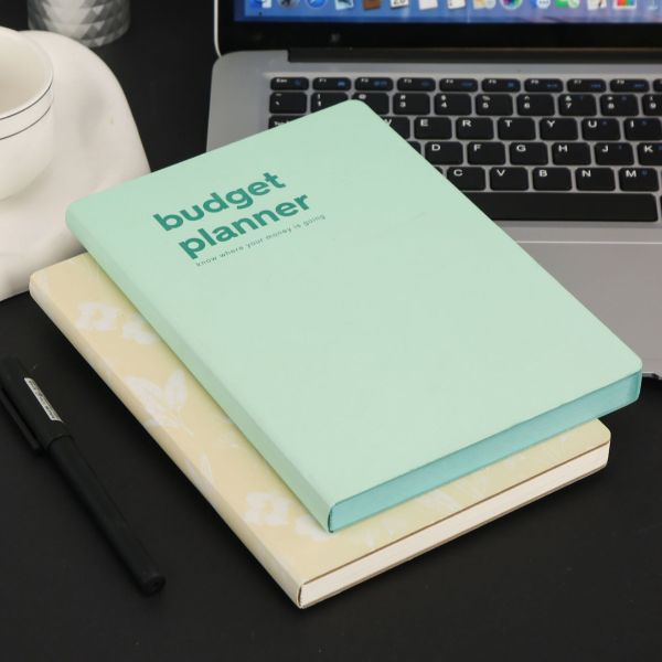 Lined Paper Type Spiral Hardcover Notebook in Customized Colour and Elegant Style for Business Meetings