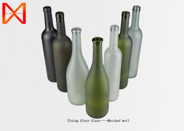 Exquisite Empty Glass Wine Bottles 8mm-12mm Bottom Thickness Crystal White