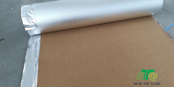 100% Laminate Flooring Eco Cork Underlayment 3mm 220kg/cbm For Flooring Heating